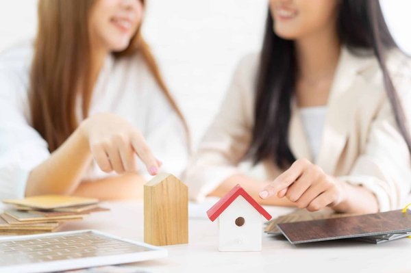 Quelles sont les étapes clés conduisant à l'achat d'une maison neuve ?